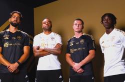 葡超赛程吃紧，新奥尔良鹈鹕转会期再遭质疑，信心回归，赛程密集仍需轮换的简单介绍