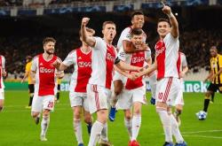 贝博官网周日003前进之鹰vs阿贾克斯比分